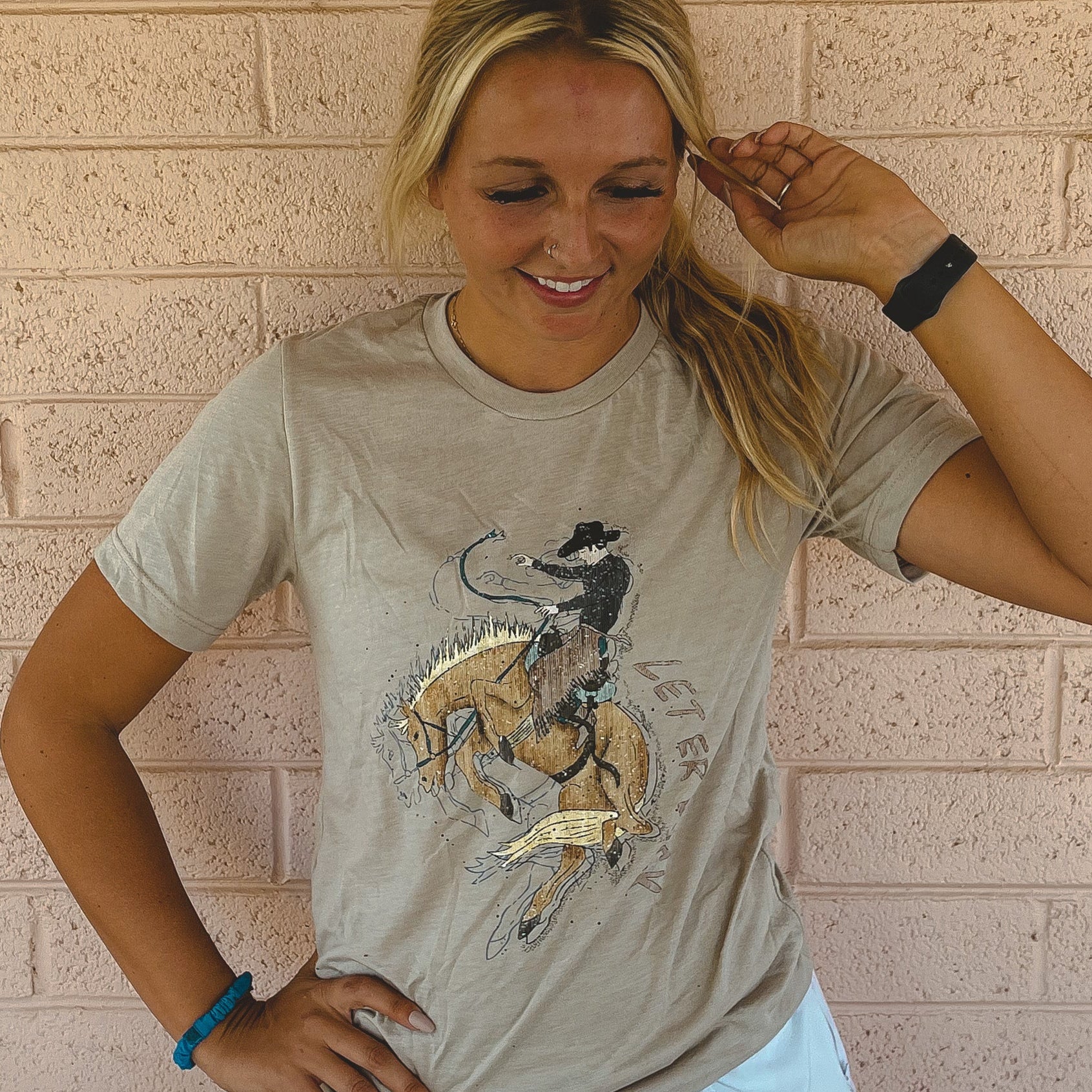 Let It Buck Tee - The Modern Cowgirl