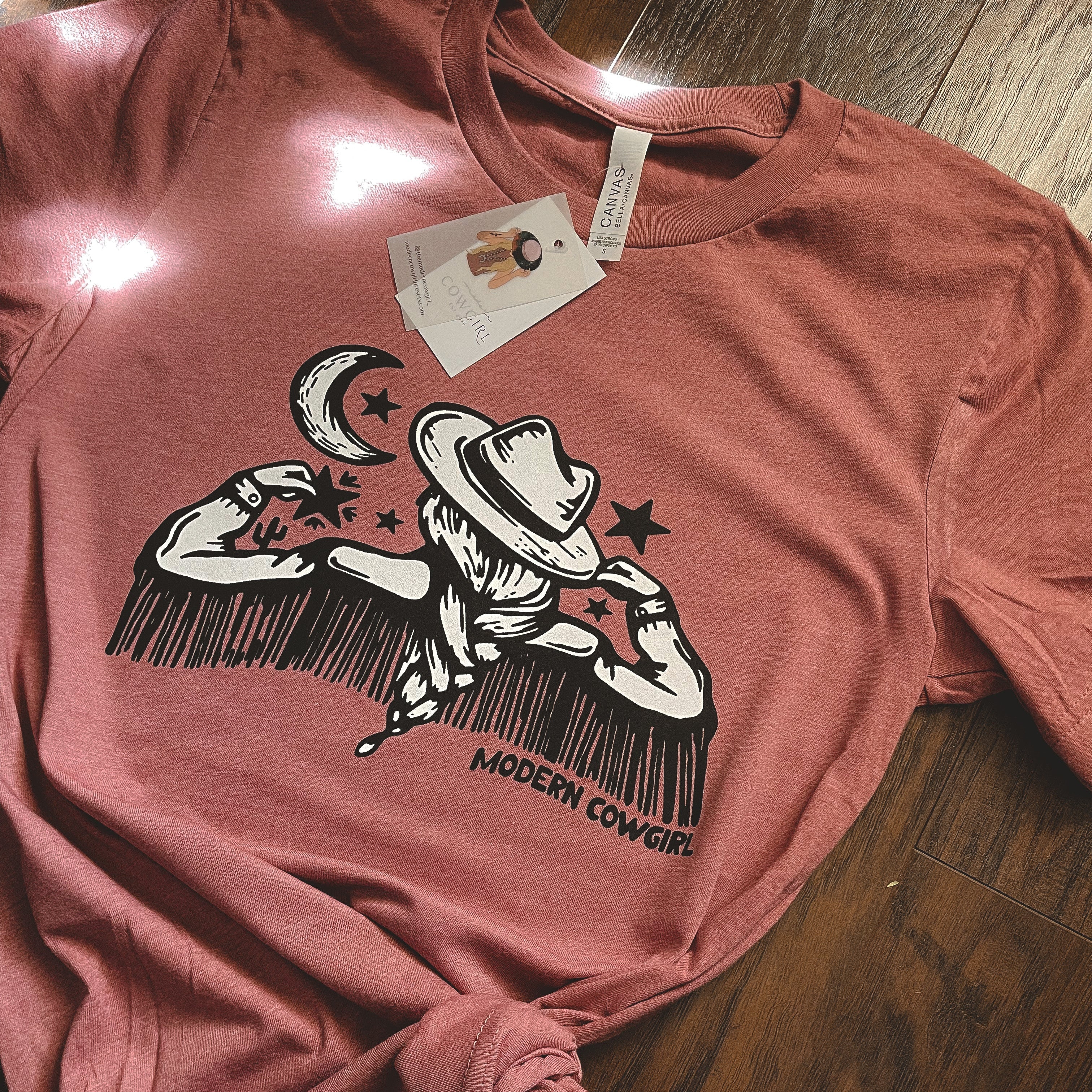 Dreaming In Fringe Tee - The Modern Cowgirl