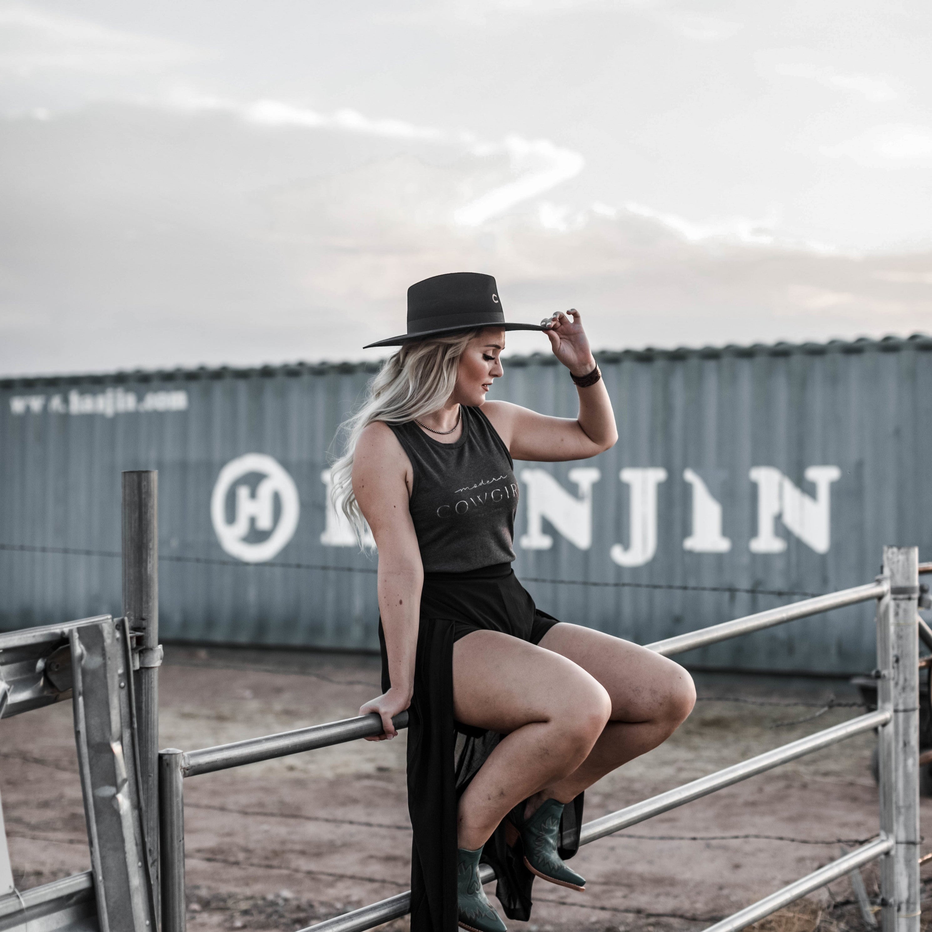 Pipe Dream Mobile Preset - The Modern Cowgirl